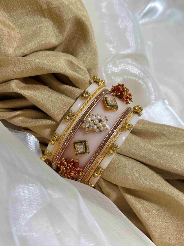 Regal Red and Gold Pearl Bangle - Image 3