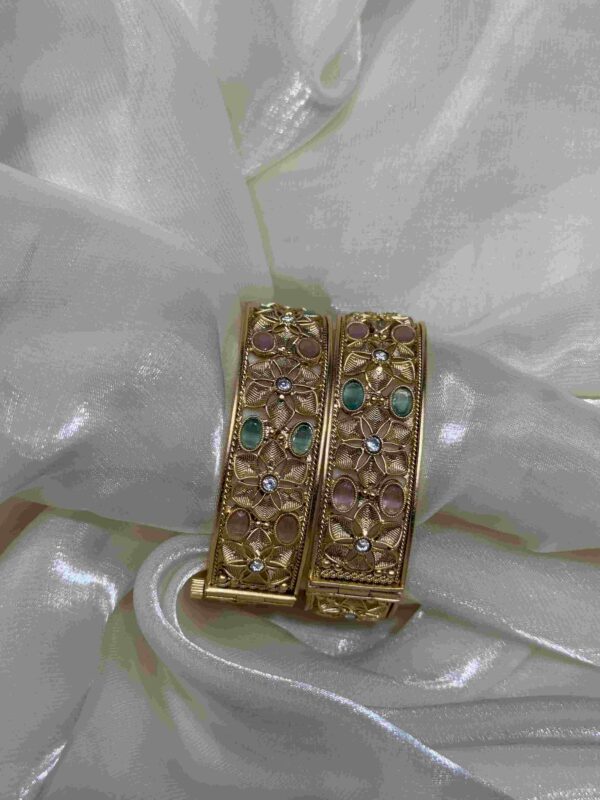 Rajwadi Gold Floral Gemstone Bangle - Image 2