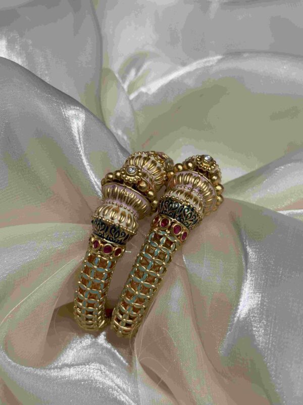 Rajwadi Gold and Gemstone Floral Bangles - Image 2