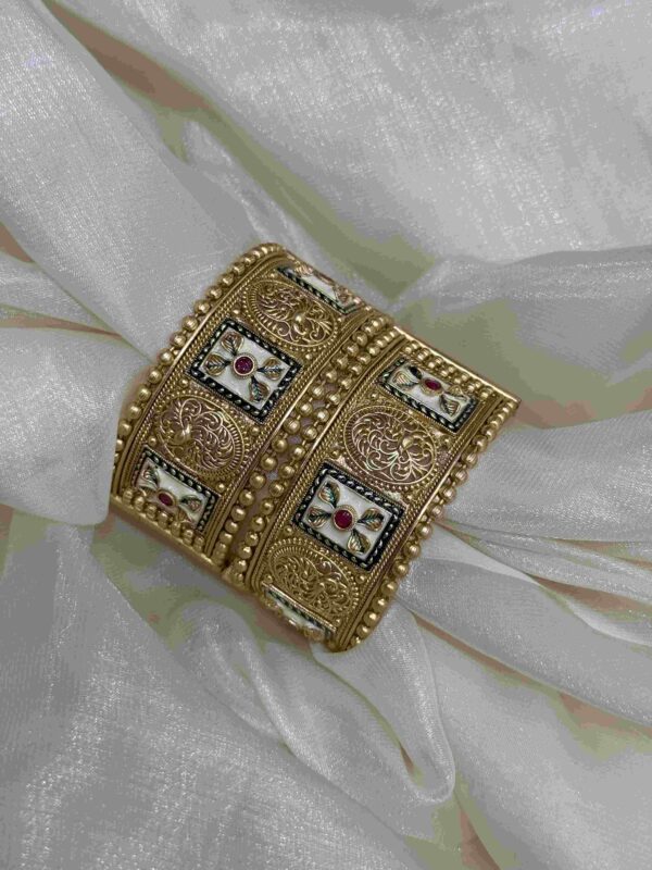 Rajwadi Gold and Gemstone Floral Bangles - Image 3