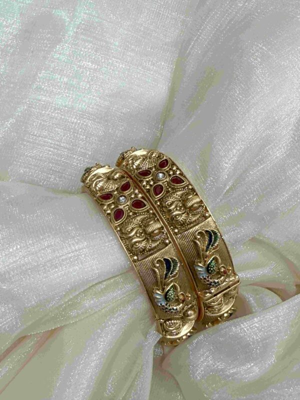 Rajwadi Gold and Peacock Motif Bangle - Image 2