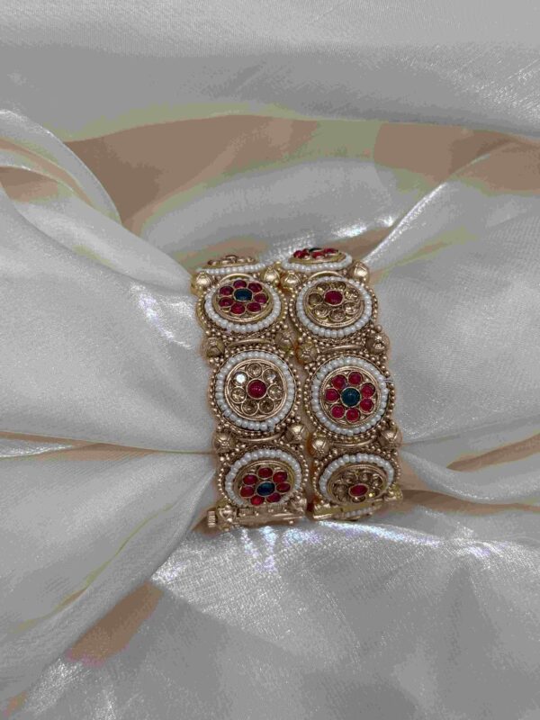 Rajwadi Gold and Gemstone Circular Bangle - Image 2